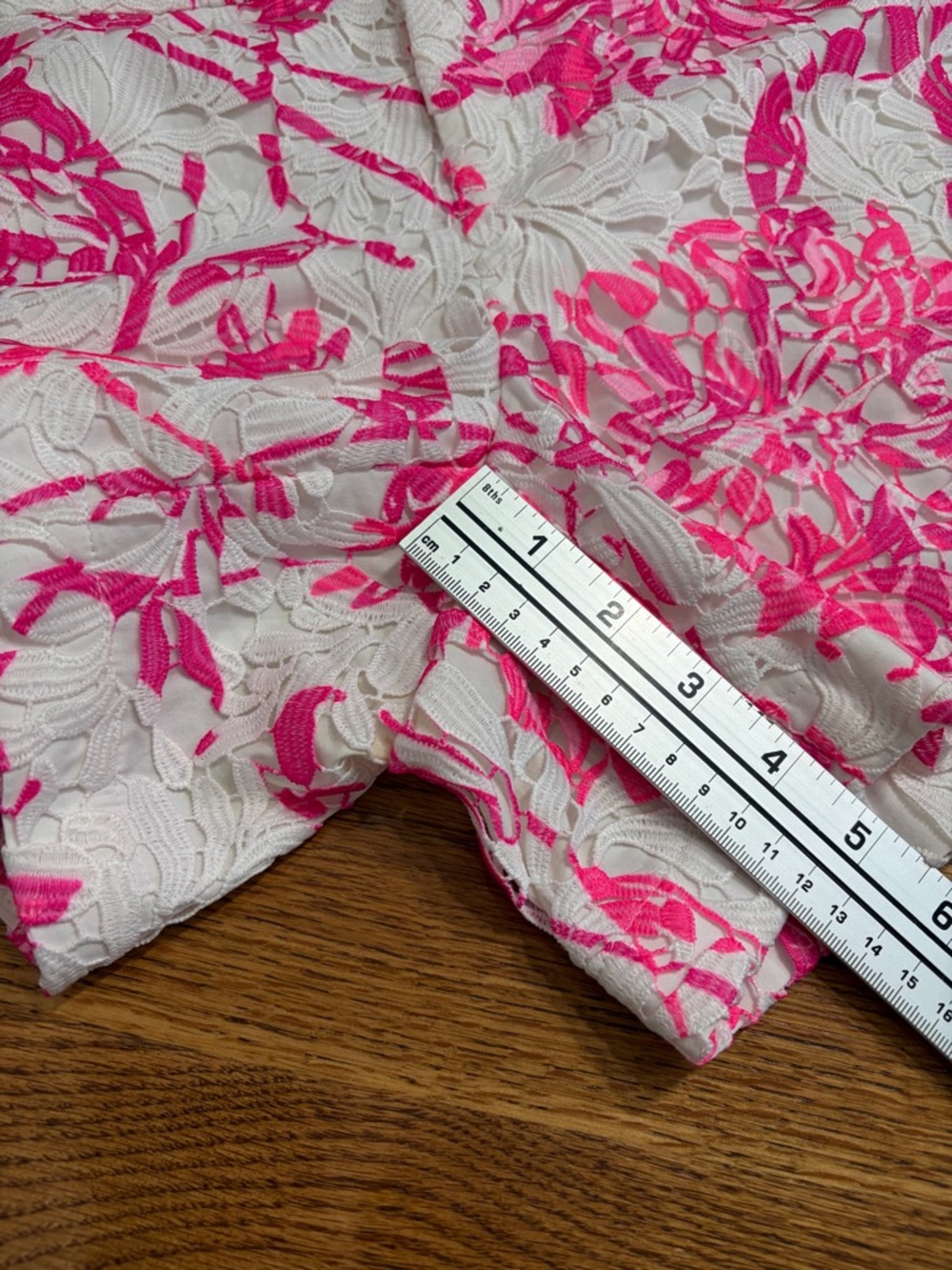 Lilly Pulitzer 5" Kelly Lace Shorts - Picture 6 of 8